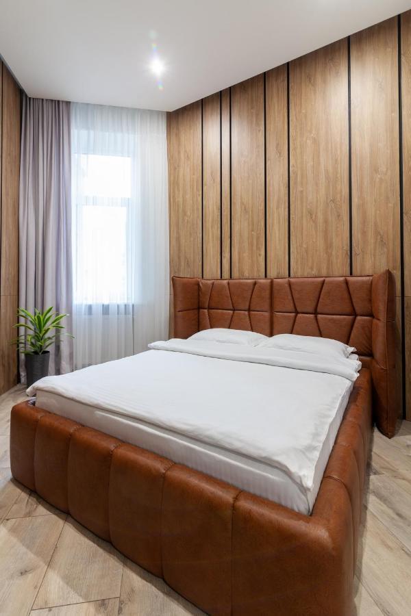 Royal Vip Apartment On Leontovicha 5 Lviv Kültér fotó